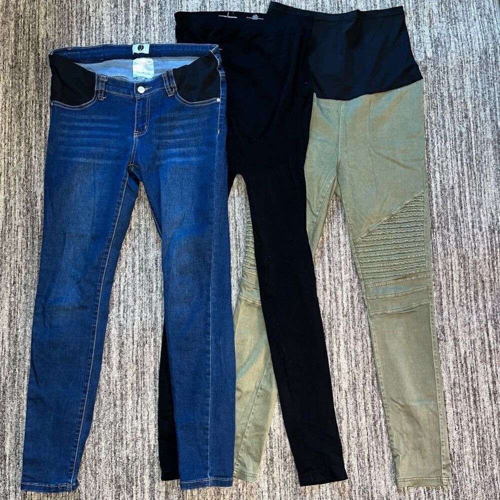 Set of 3 Women’s‎ Size Large Maternity Pants Preggo Leggings Assorted Fashion